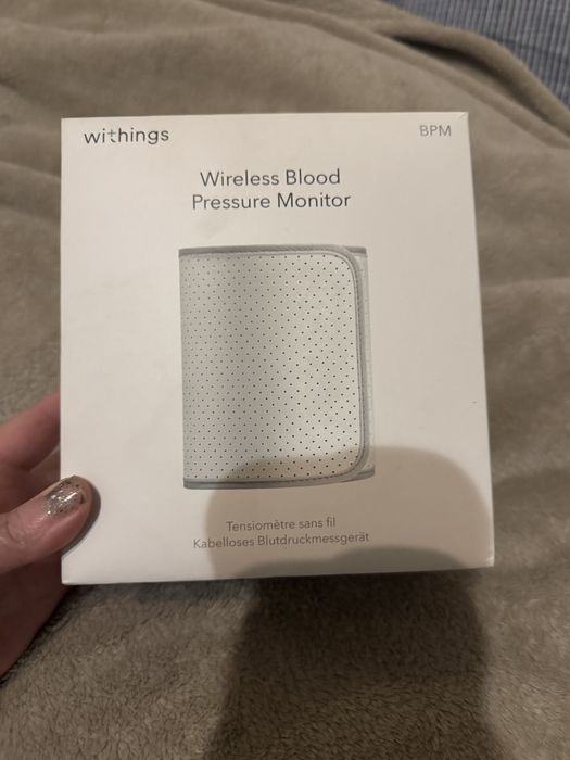 умный тонометр Withings Wireless Blood Pressure Monitor.