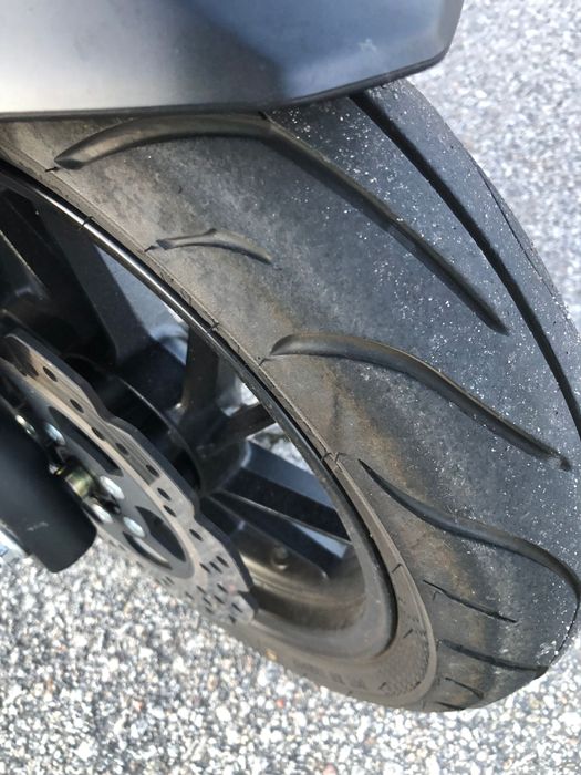 Vendo scooter 125 keewey como apenas 6mil KM