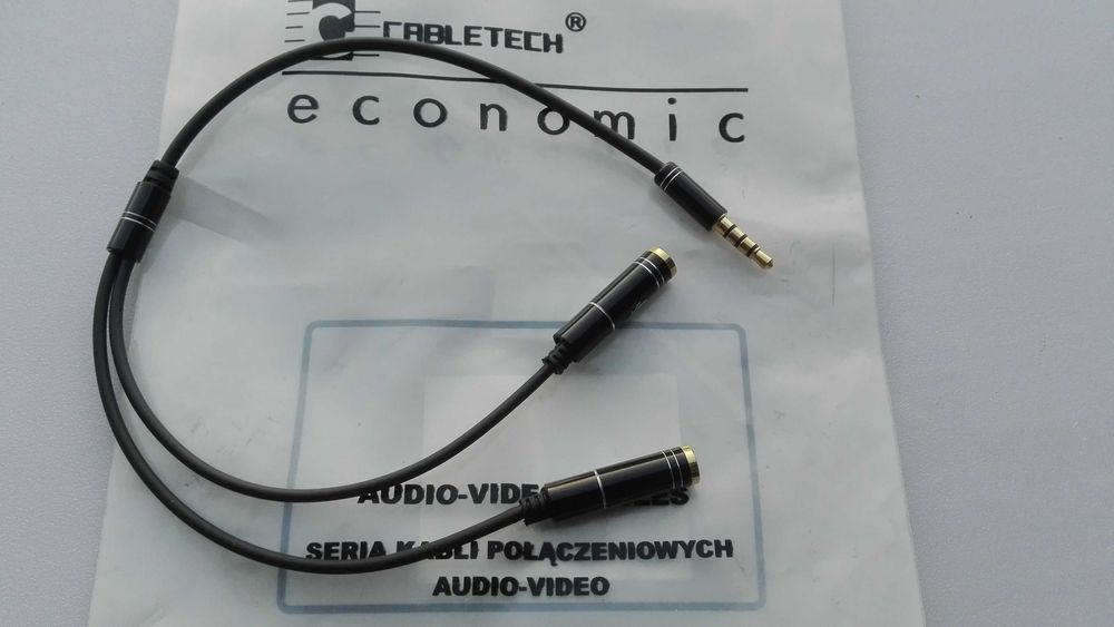 Adapter wtyk Jack 3,5 4polowy / 2x Jack 3,5 gniazdo stereo