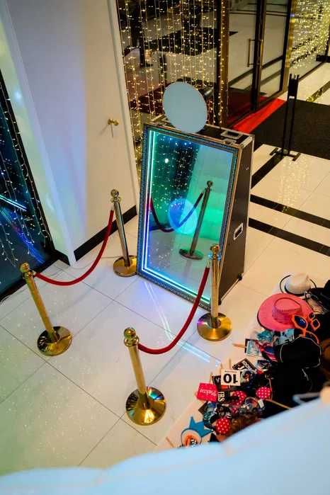 FOTOLUSTRO - Zaskocz gości - Wesela - Urodziny - Imprezy firmowe