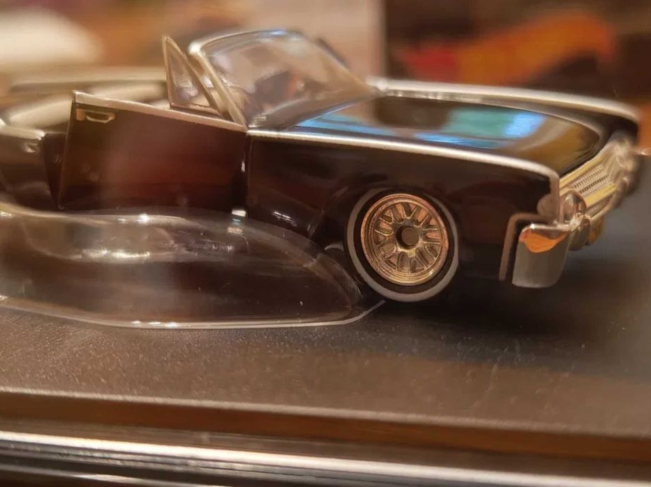 Hot Wheels Lincoln Continental 1961 HMY24 factory error x2