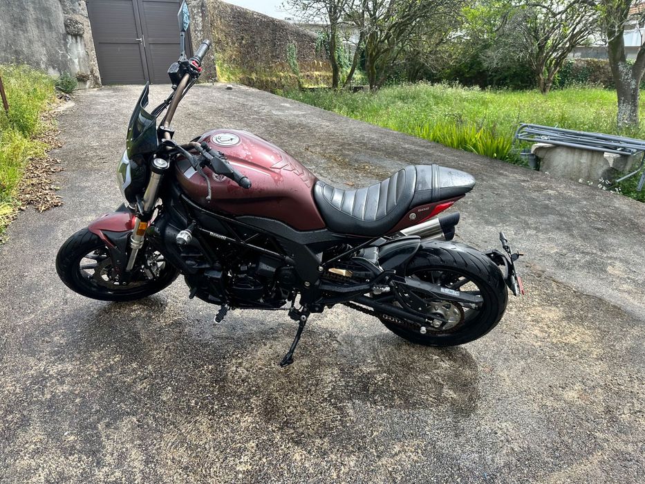 Moto Benelli 502C