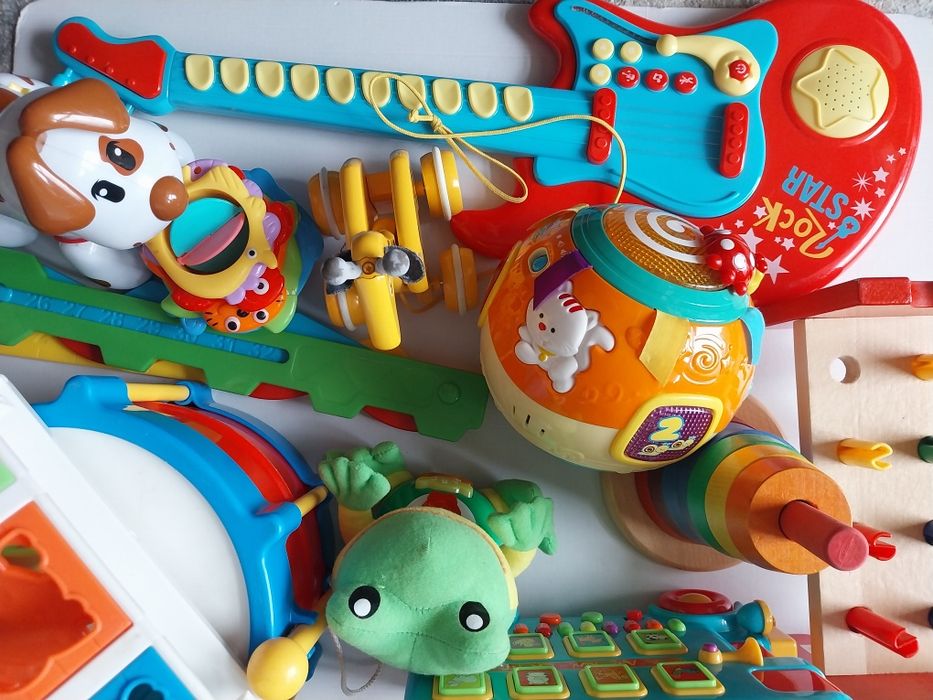 Zestaw zabawki  interaktywne dla malucha dziecka