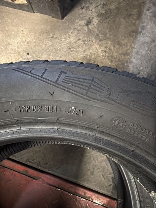 215/55r17 Contienental 21 rok wielosezon 2szt