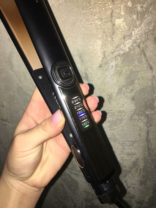 Плойка-выпрямитель для волос Geemy