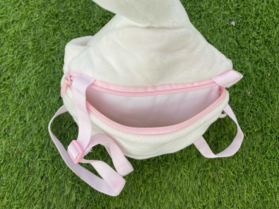Mochila infantil cisne princesa — peluche macio