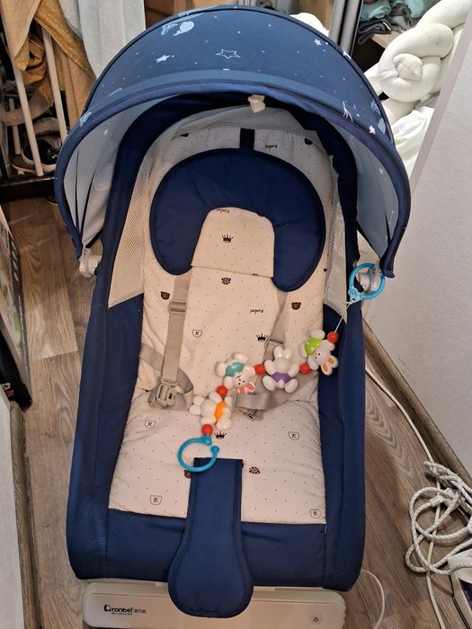 Продам заколисувальний центр.