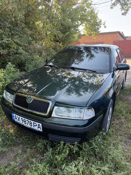 Шкода Октавия Тур 1.8Т