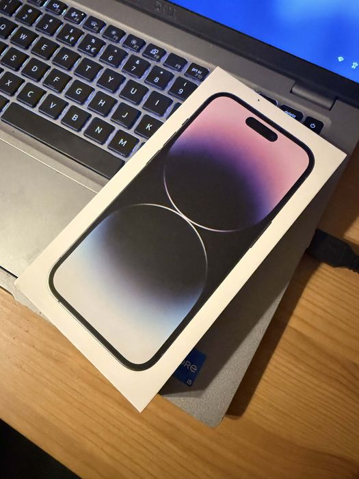 iPhone 14 pro deep purple