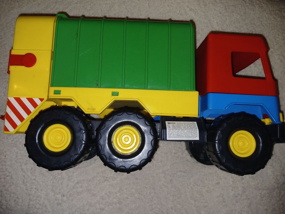 Сміттєвоз. Мусоровоз. Wader