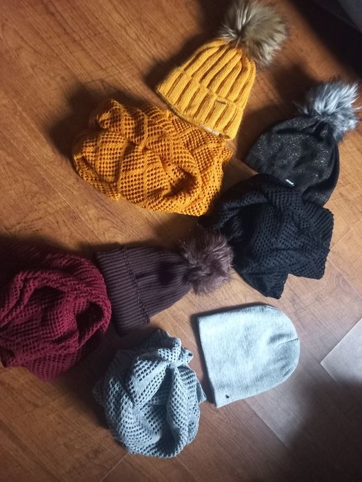 Zestaw zimowy czapka + komin