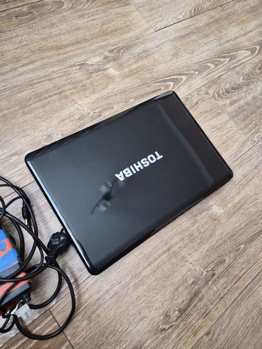 Laptop Toshiba L505D-10J