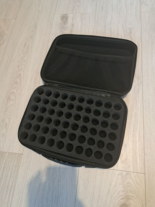 Walizeczka na lakiery do paznokci