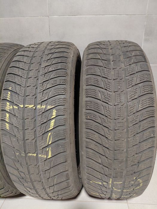 4 opony zimowe Nokian WR3 SUV 2 235/60R18 107V XL