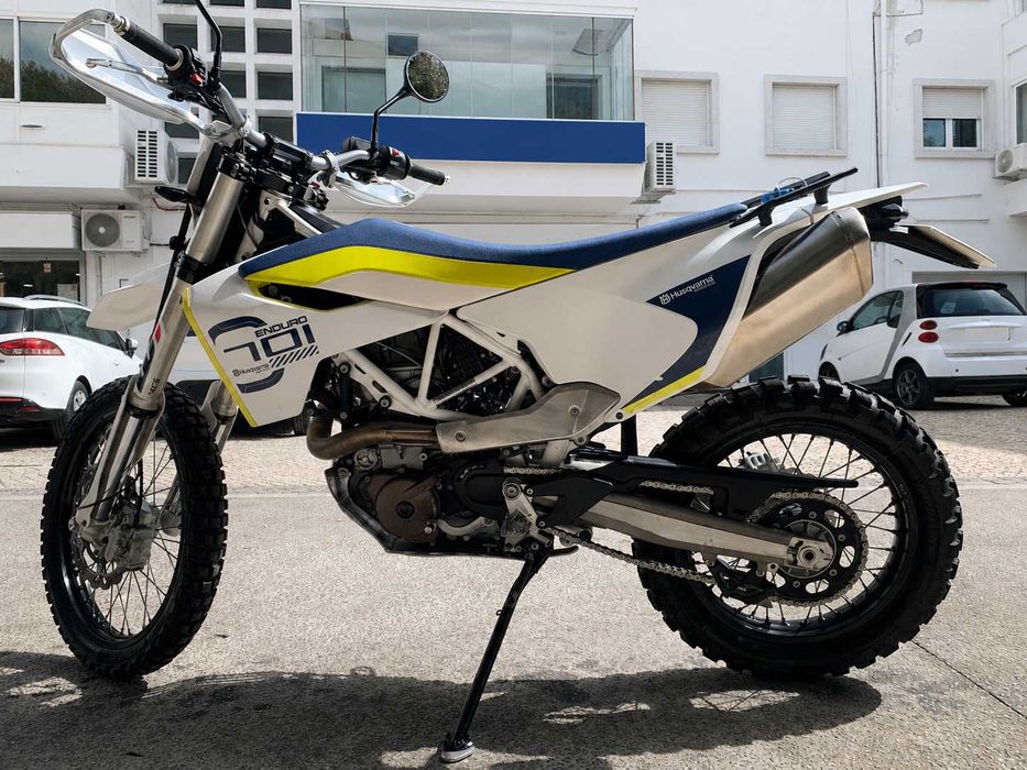 Husqvarna 701 Enduro – 2017 | 17.000 km | Muito equipada