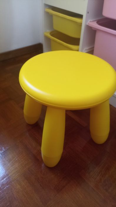 Banco MAMMUT (Amarelo) IKEA