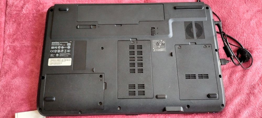 Laptop 17" Acer eMachines