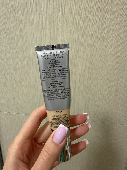 IT cosmetics CC