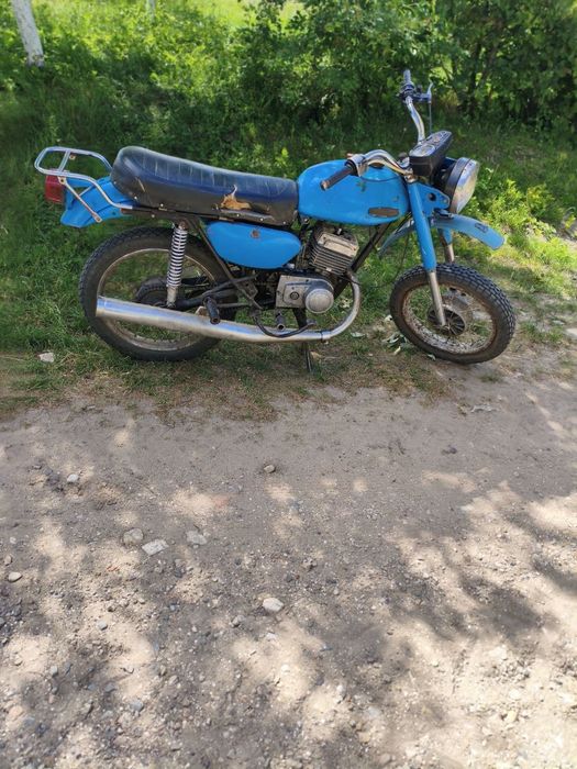 Продам Мінськ 125 не на ходу нема іскри щось там з бабіной  0972665486