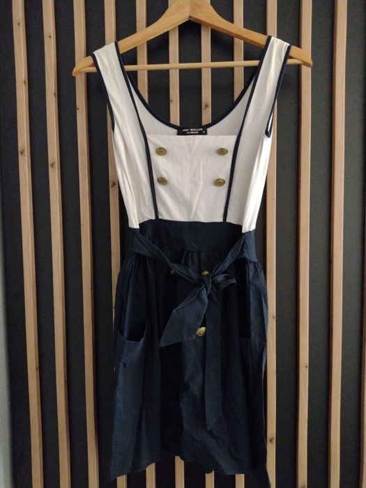 Zestaw 12 ubrań damskich S/M-sukienki, spódniczki, spodenki+ gratis