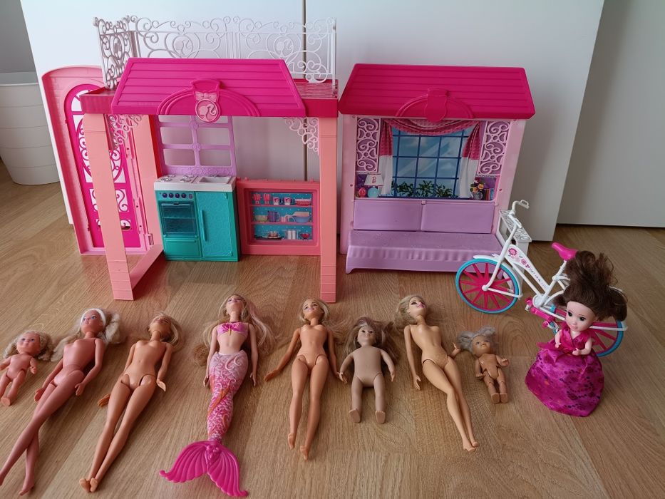 Zestaw lalek barbie plus domek