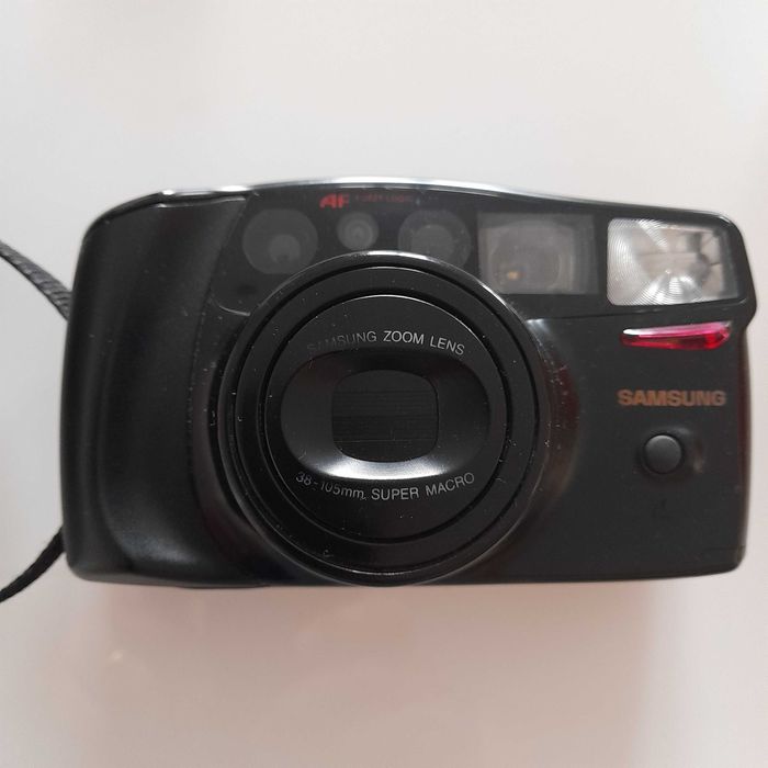 Máquina fotográfica  SAMSUNG AF.ZOOM 1050