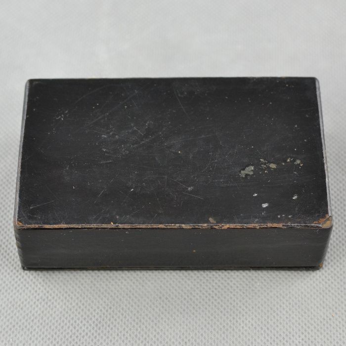 Caixa de Rapé em Papier Marchê com figuras