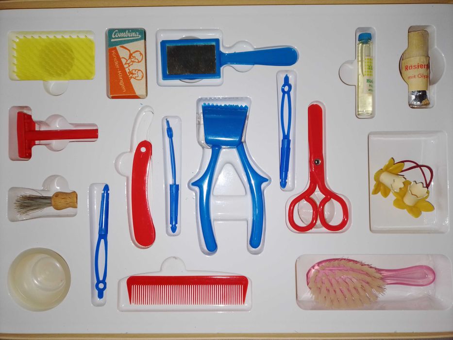 Новый набор ГДР Детский   парикмахер. Полный,  времён  СССР.