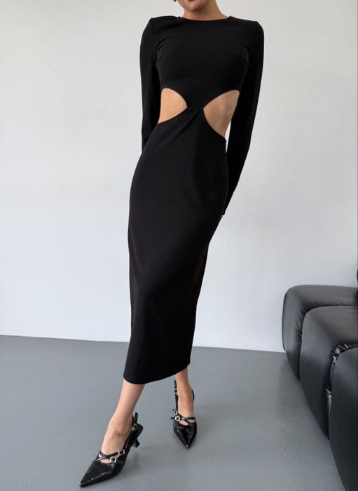 Червона,чорна сукня