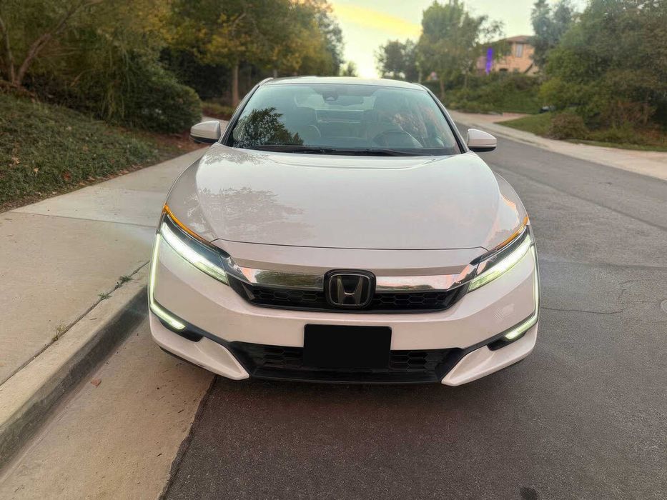 Honda Clarity      2019