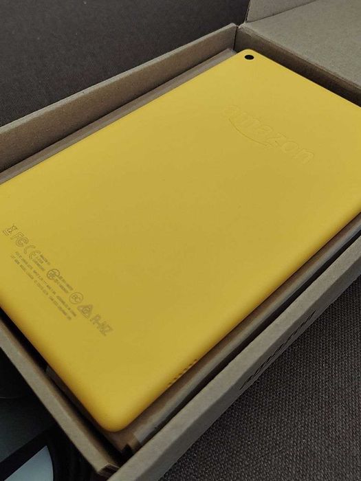 Планшет Amazon Fire HD 8 (8th Gen) 1,5/16Гб у відмінному стані