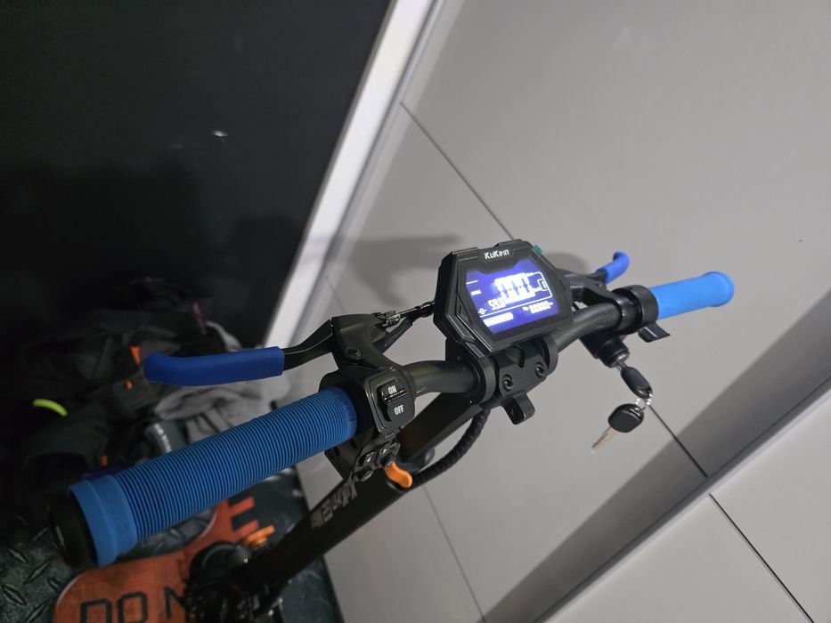 Sprzedam hulajnogę elektryczną Kukirin g2 max opis