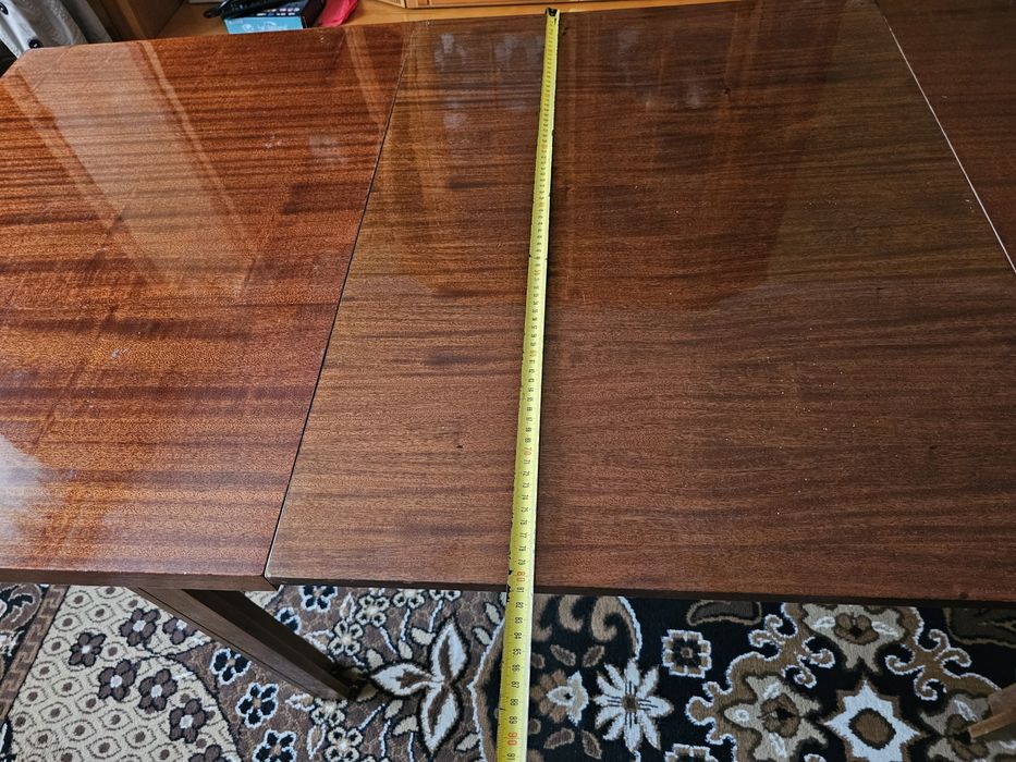 Стіл гостинний / Розкладний