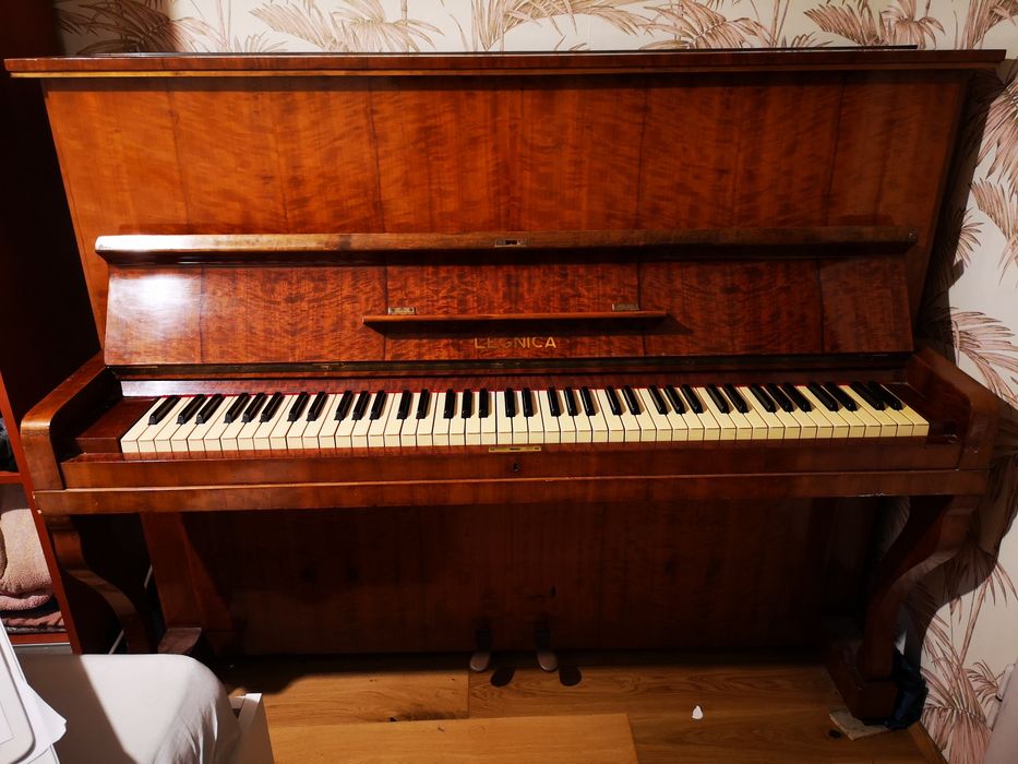Pianino Legnica, instrument muzyczny