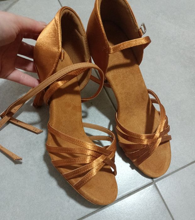 Туфлі для танців, нові, устілка 25см