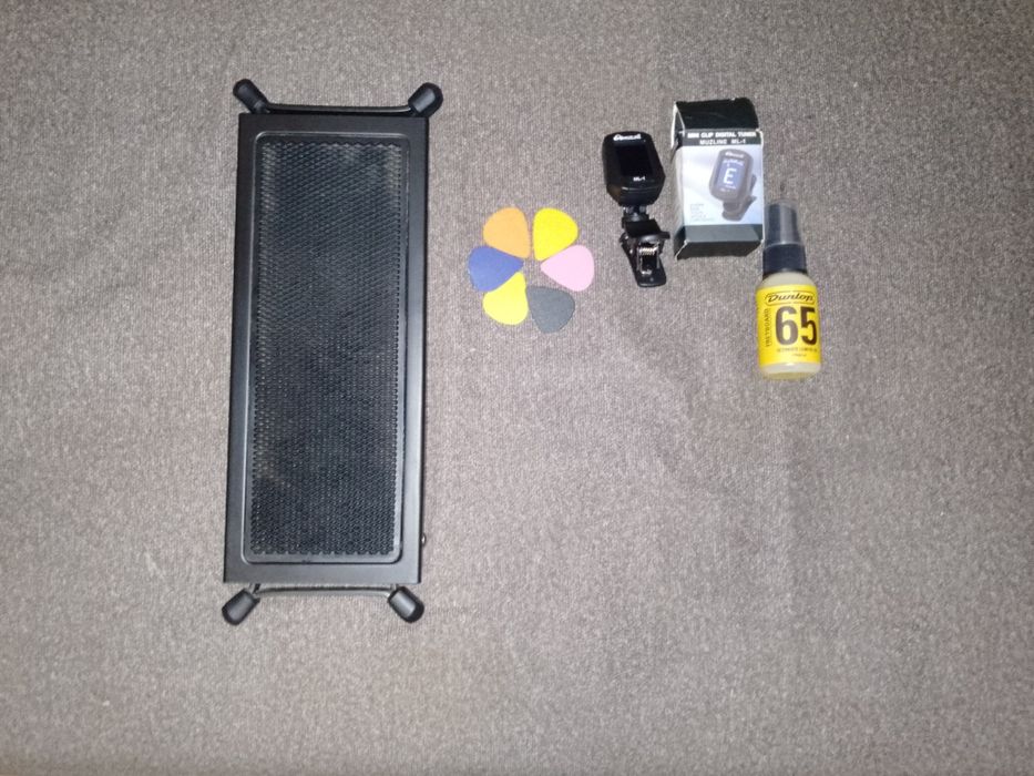 продаю класичну гітару