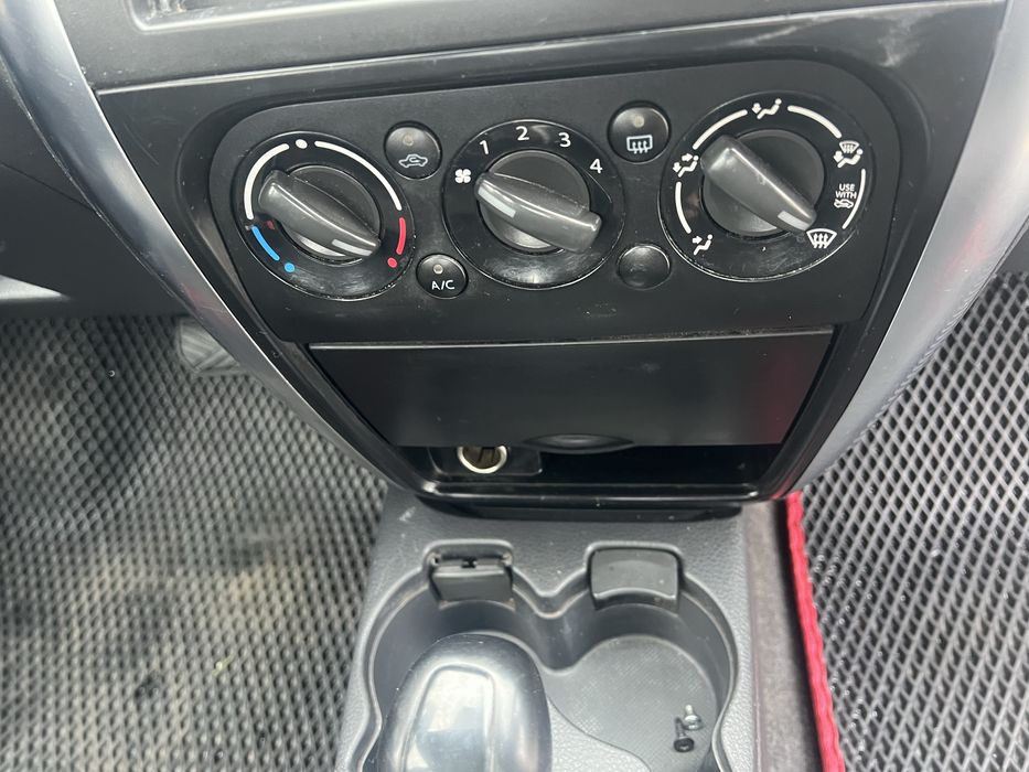 Продам  Suzuki SX-4 2008 один власник