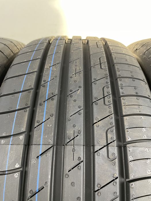 225/55R17 97W Goodyear Efficient Grip Performance * 23rok NOWE