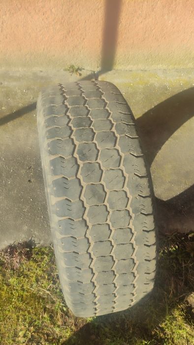 Продаються шини 6 штук