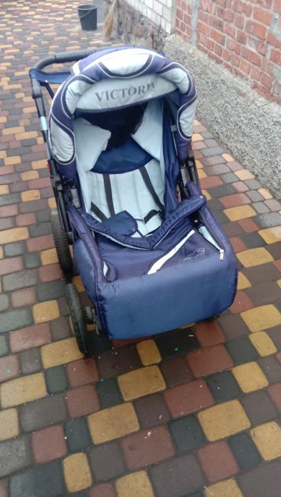 Продам дитячу коляску