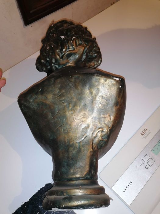 Escultura Flor agreste assinada em gesso antiga a 40cmm