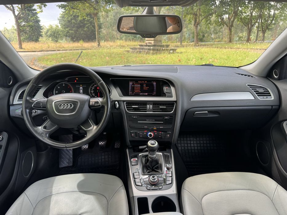 Audi A4 B8.5 Avant 2.0 TDI 136cv 2012