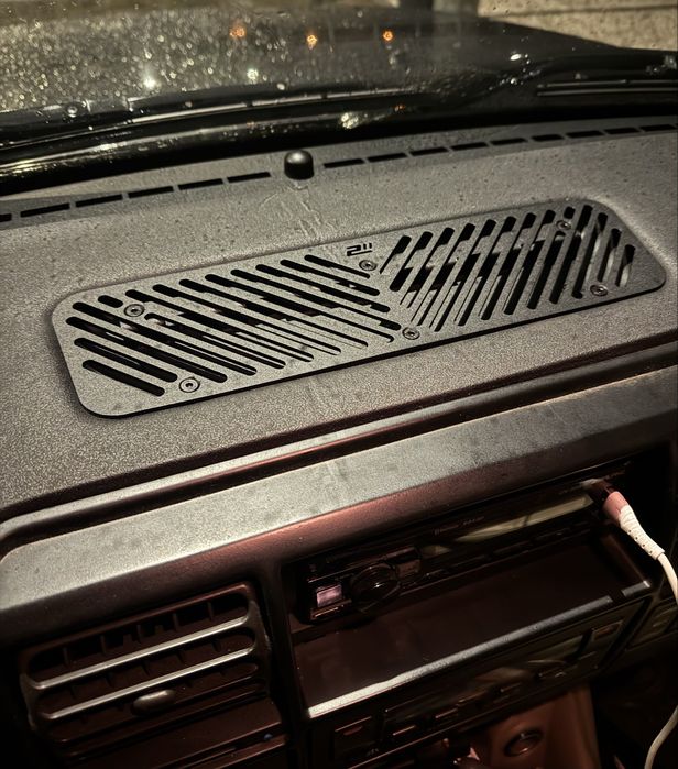 Remate central tablier / dash board , discovery 1 , 2 e RRC soft dash