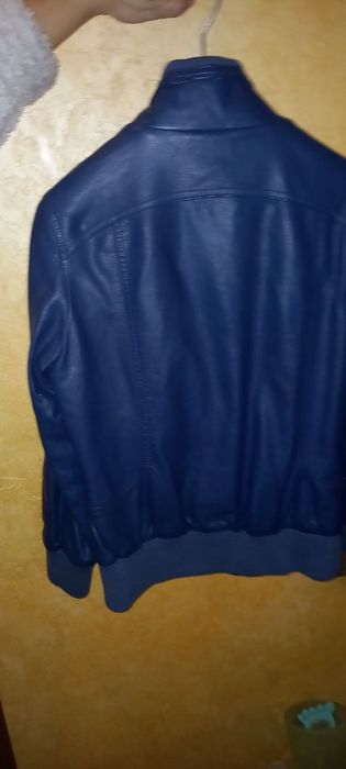 Женская кожаная  куртка