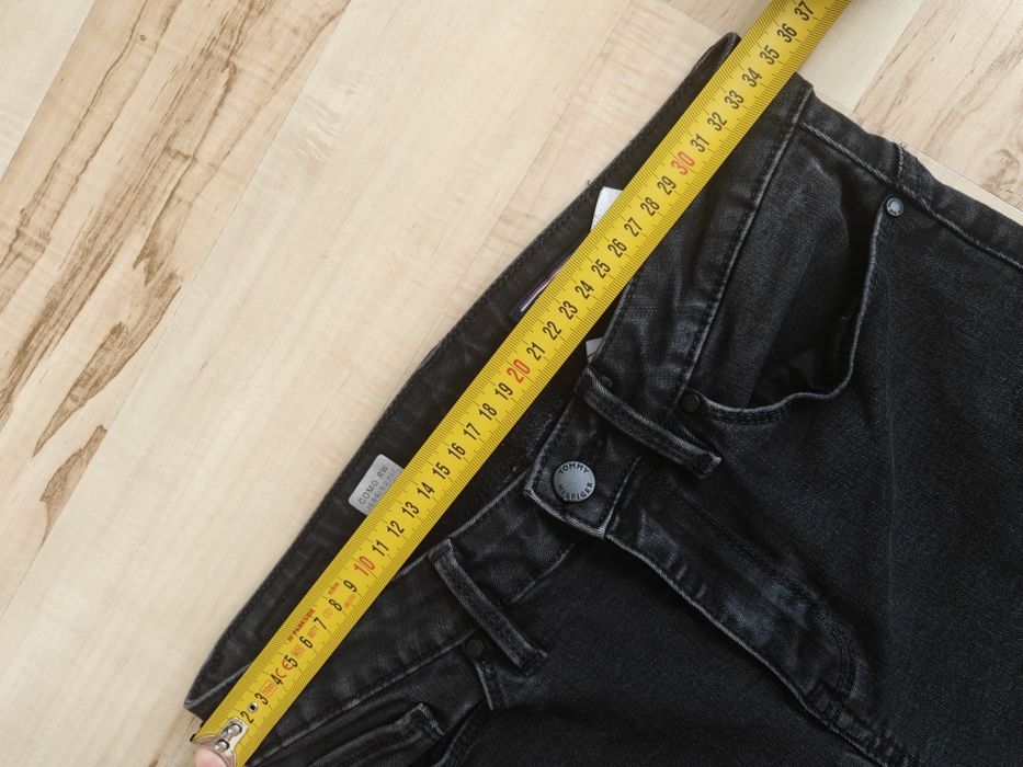 Tommy Hilfiger jeansy damskie spodnie czarne 29/30 M jegging fit