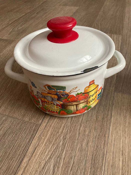 кастрюли, судки для холодца, блюдо