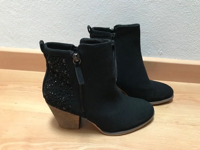 Botas Pretas NOVAS Nº 36