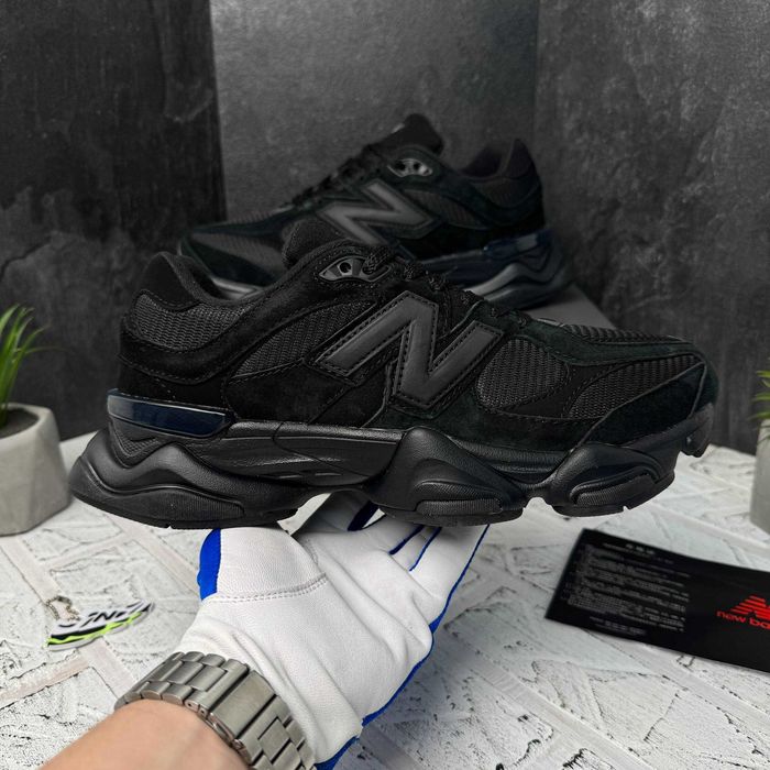 Кросівки New Balance 9060 Triple Black 42 (26.5 см)