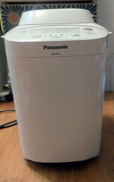 Хлібопічка Panasonic SD-2511 — б/в, гарний стан