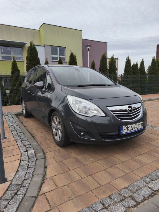 Sprzedam Opla Merivę 1.3 diesel